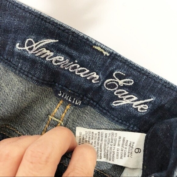 American Eagle‎ Stretch Jean Size 6 - Picture 4 of 7